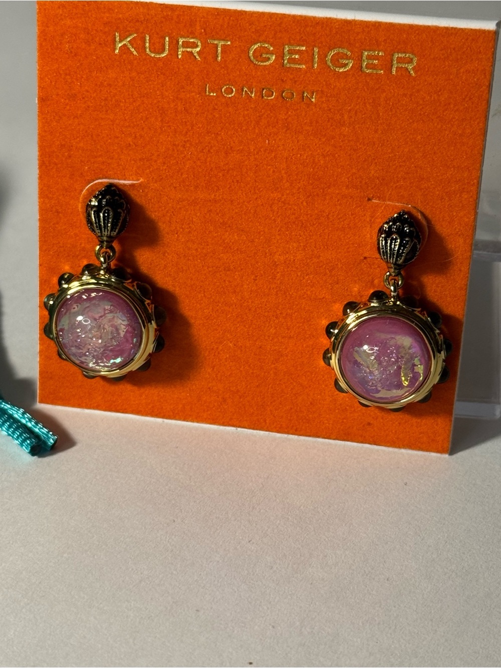 NWT Kurt Geiger Pink Iridescent Drop Earrings Gold Tone - Picture 4 of 7